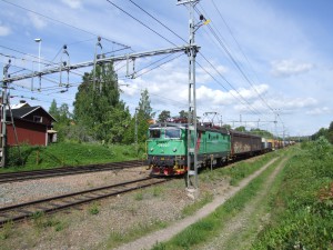 Tåg 4343 i väntan på tågmöte i Kilafors